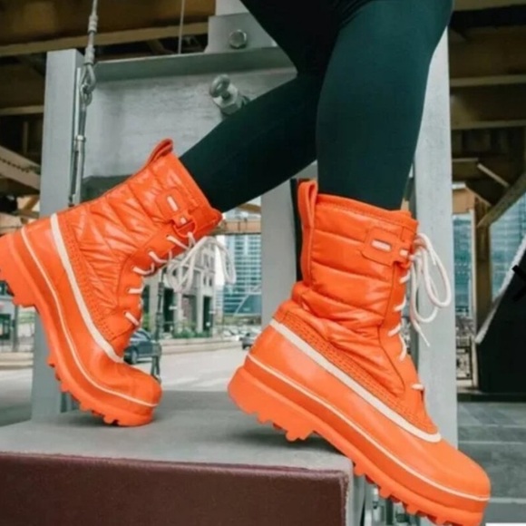 Sorel Caribou Royal Waterproof Boots Size 9 - Picture 3 of 9